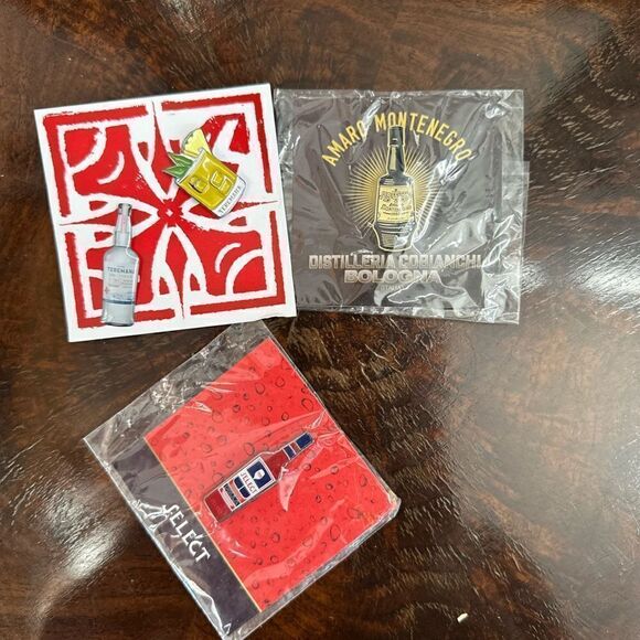 3 pin set alcohol brands - Picture 1 of 3